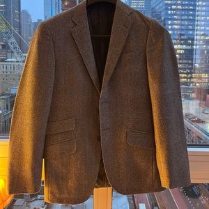 Jos A Banks Mens Suit NWOT